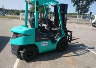 Chariot élévateur diesel Mitsubishi 2.5 T