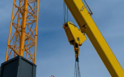 Le guide ultime pour choisir le bon CACES pour conduire une grue mobile